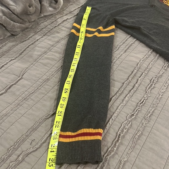 Harry Potter Preppy Cardigan - Picture 7 of 8